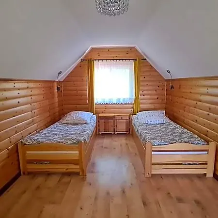 Dom Derbend Na Wylacznosc * 슈투토보